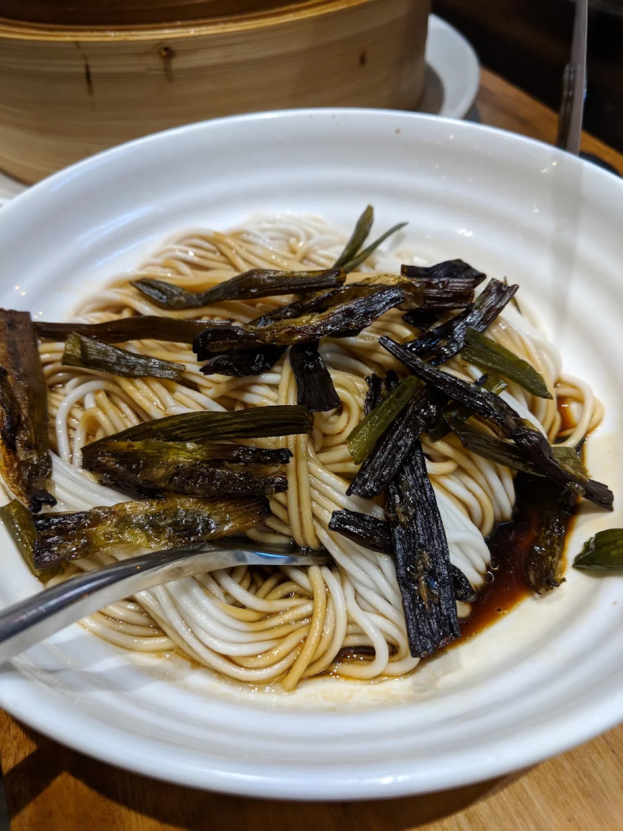 Spring Onion Noodles, Tora Dumplings