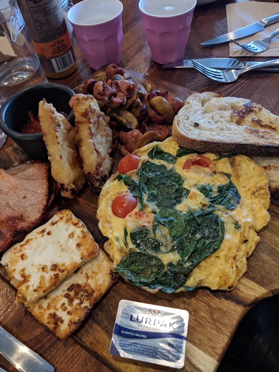 Breakfast Board, Carter & G's
