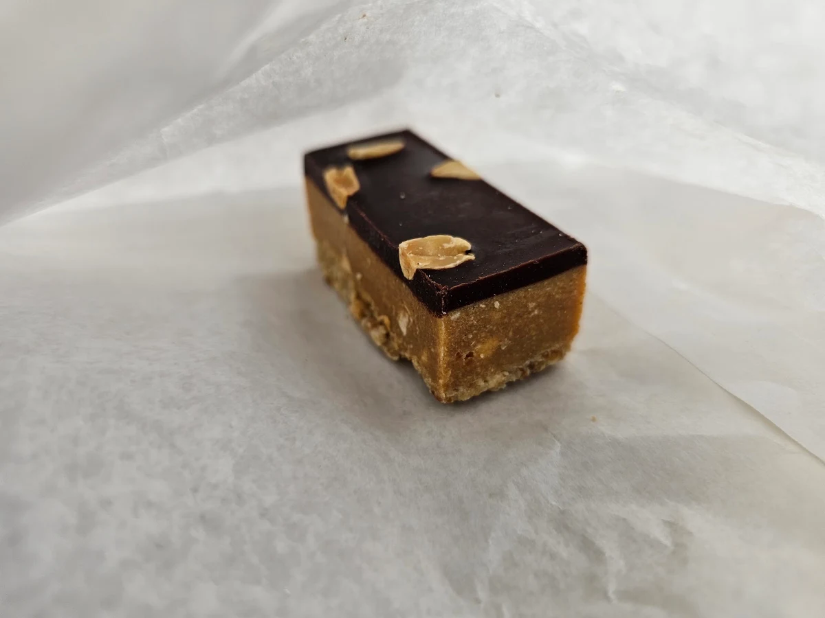 Peanut Manuka Slice, Una Sosta | Espresso Bar