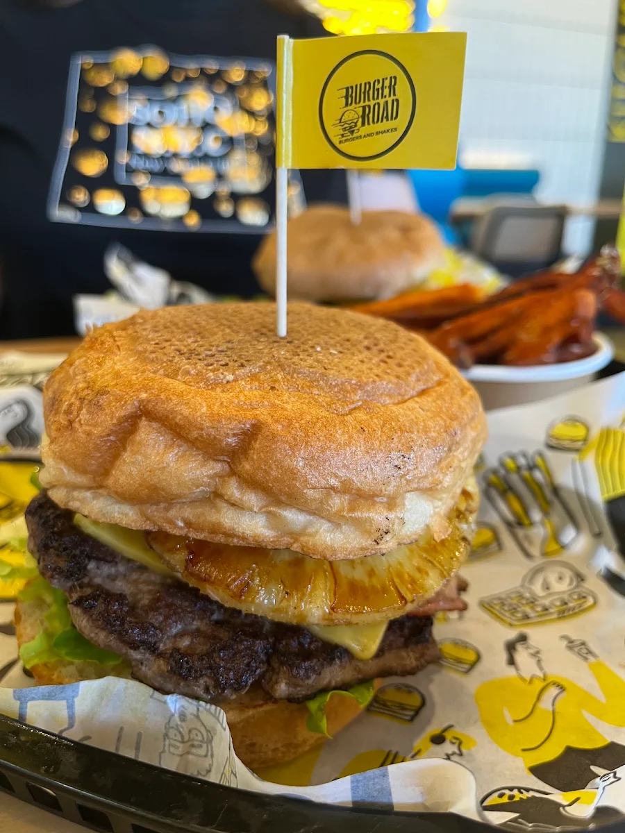 Highlights, Burger Road Pakenham