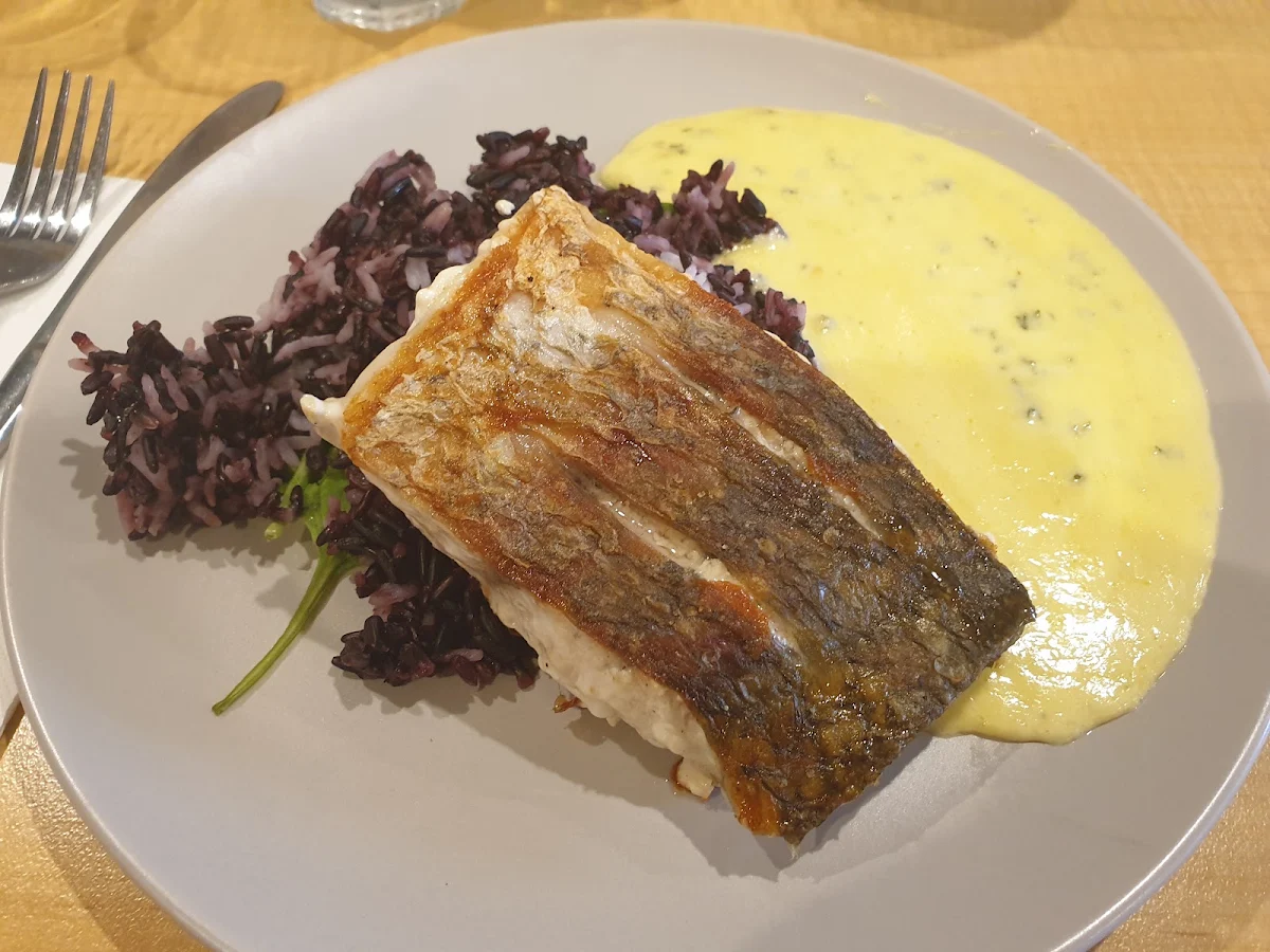 Barramundi, The Excelsior Hotel