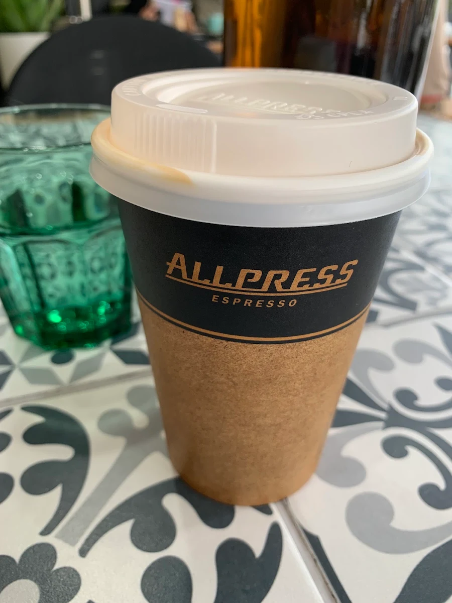 Flat White, Urban Eatery & Cafe
