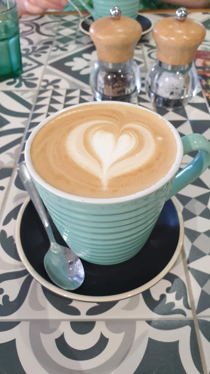 Latte, Urban Eatery & Cafe