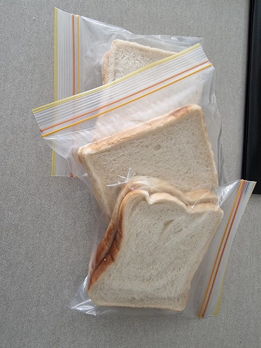 Frozen Bread, Beauty Point Waterfront Hotel