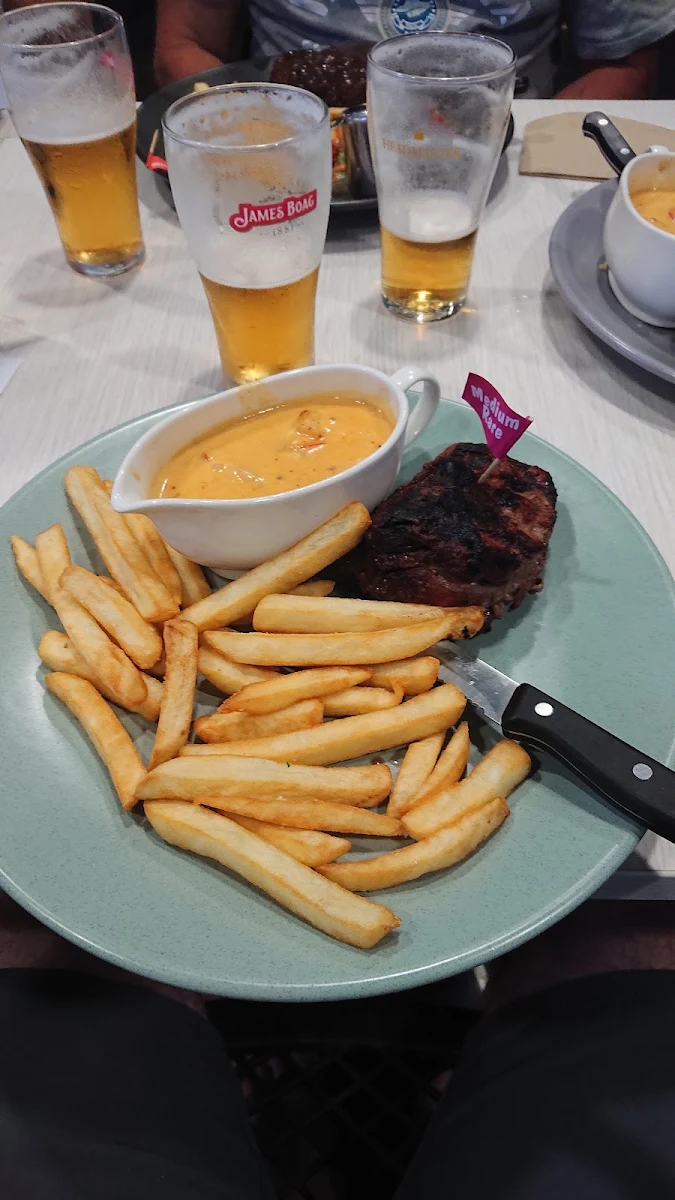 Steak Night, Beauty Point Waterfront Hotel