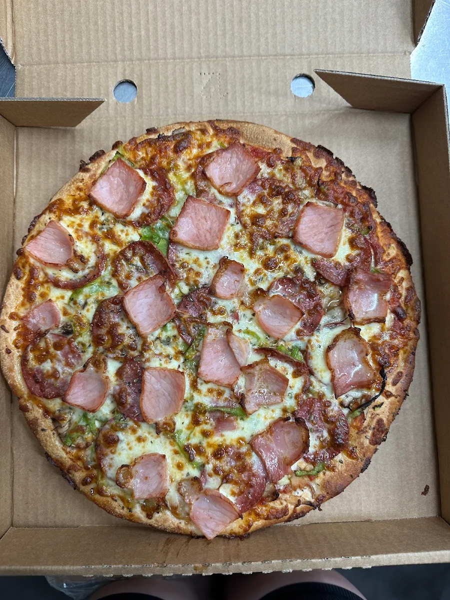 Highlights, Pax Hill Pizza