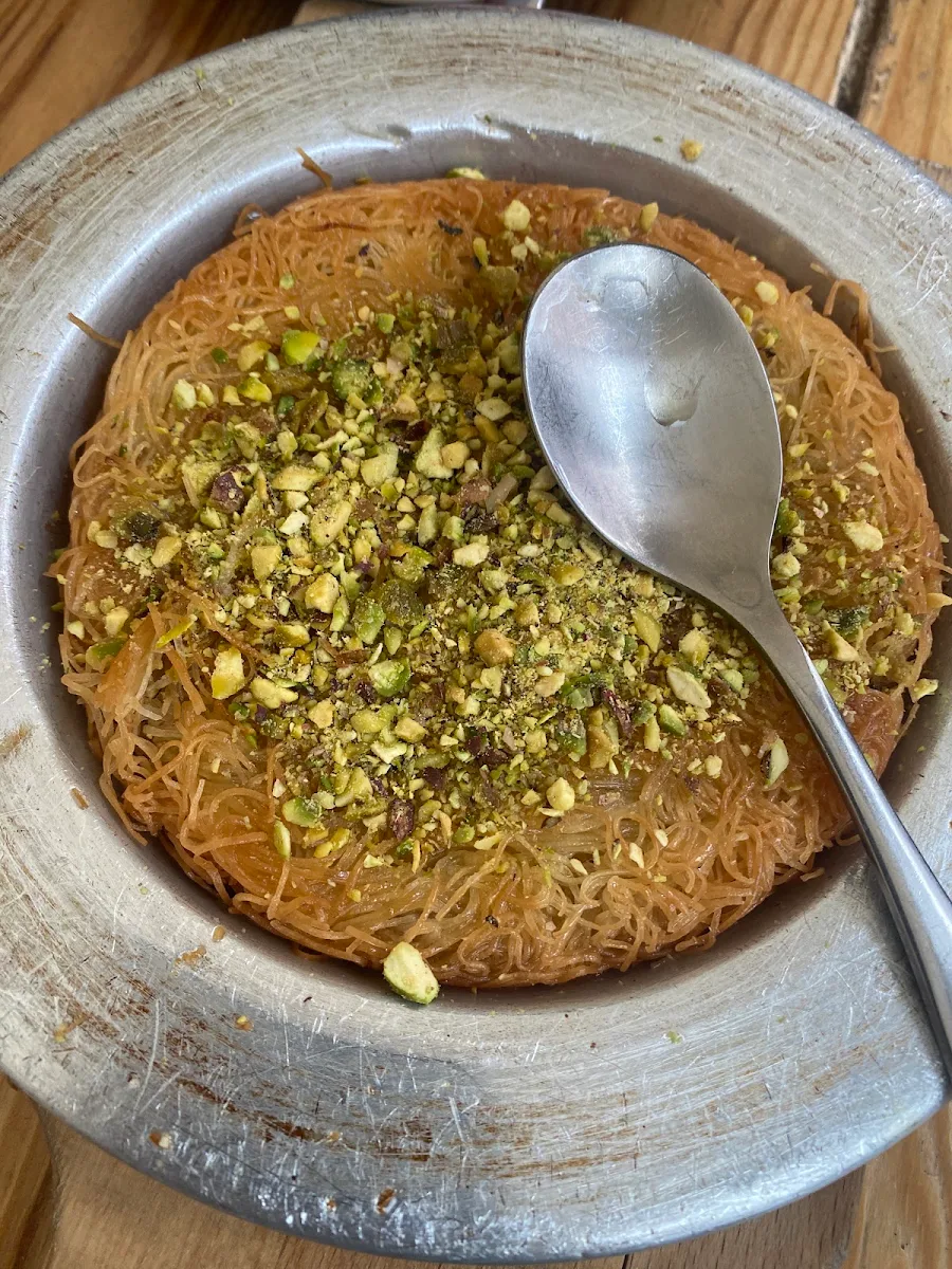 Highlights, Raqwa Cafe & Bakery