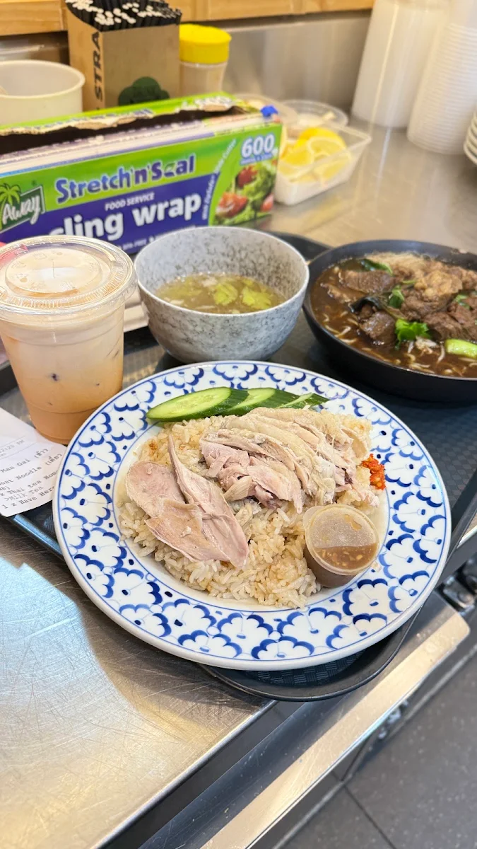 Highlights, Pinto Thai Charlestown