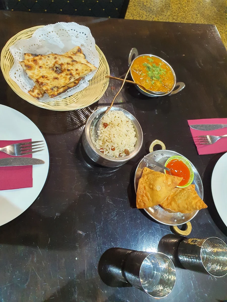 Mango Lassi Beef Vindaloo Butter Chicken
