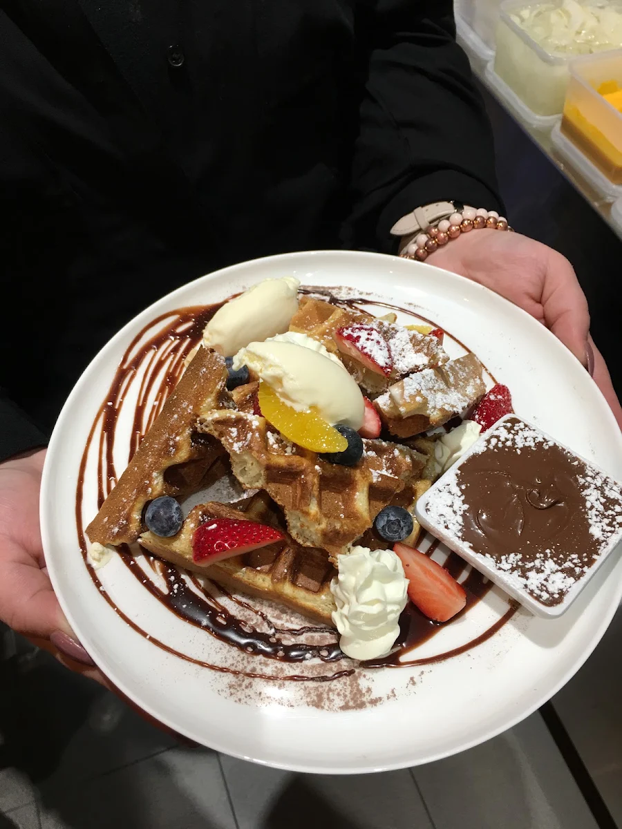 Highlights, Bella Bacio Café