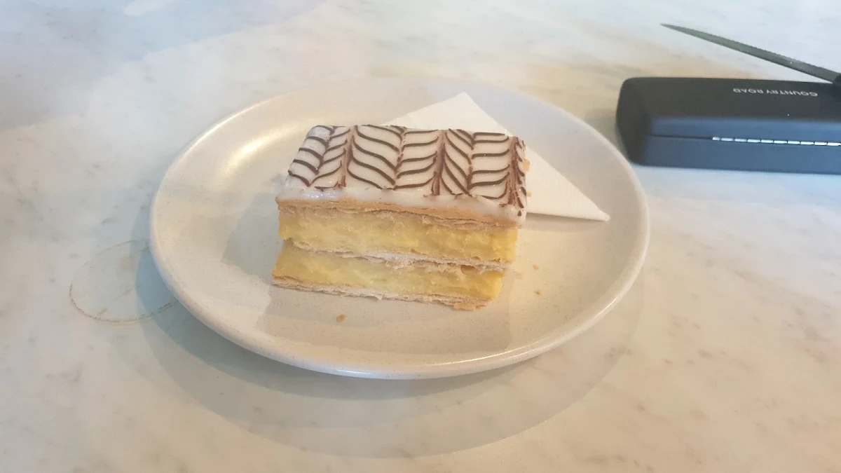 Vanilla Slice, Jamaica Blue Stockland Riverton