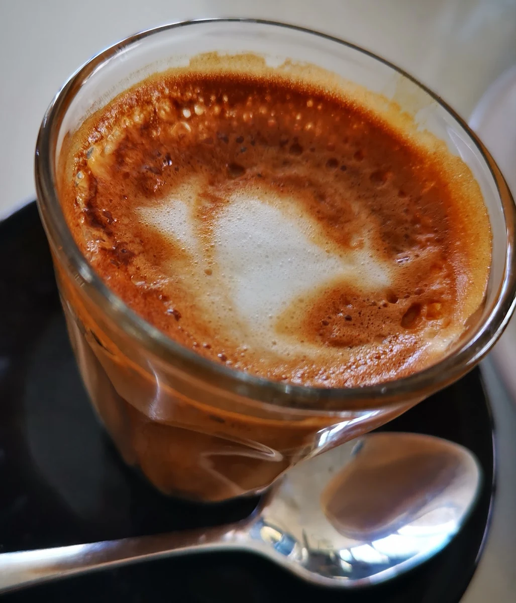 Macchiato, Brushfoot Cafe