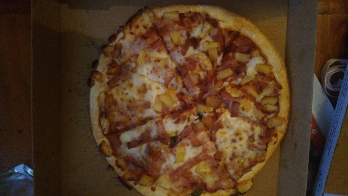 Hawaiian Pizza