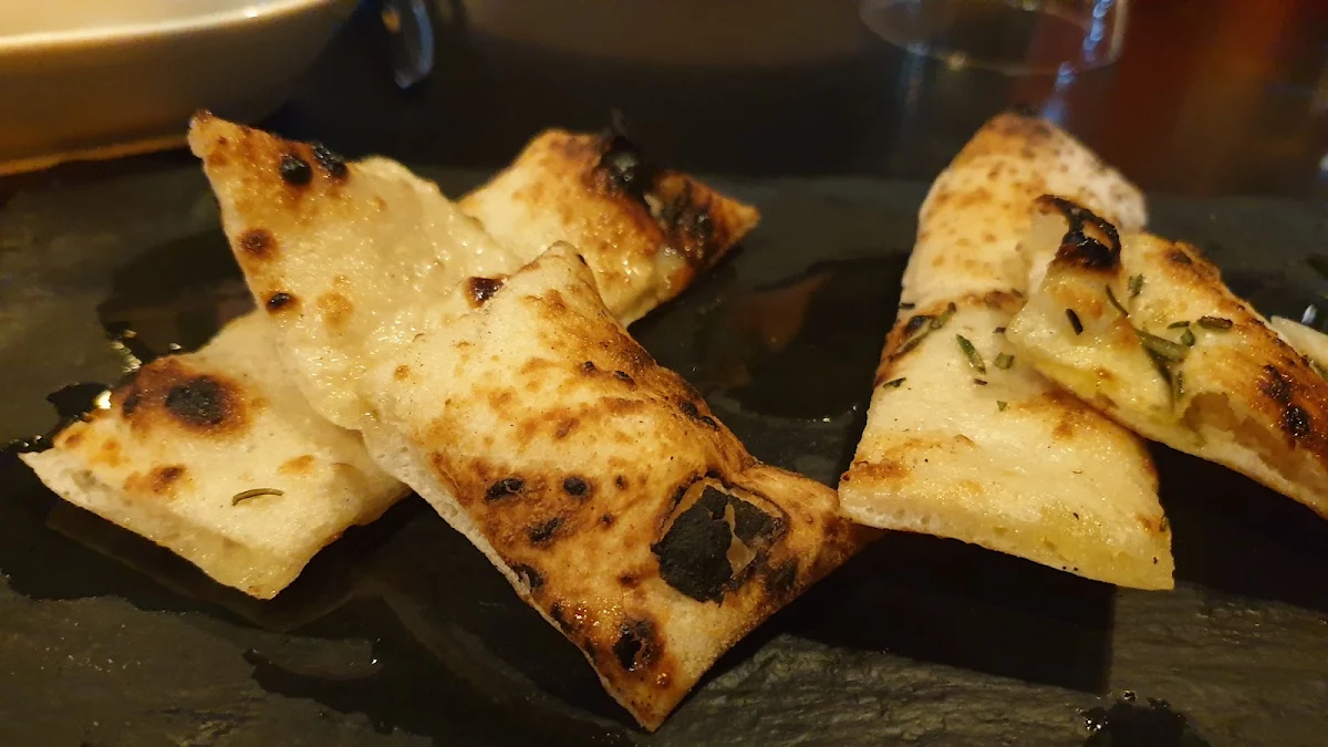 Garlic Pizza