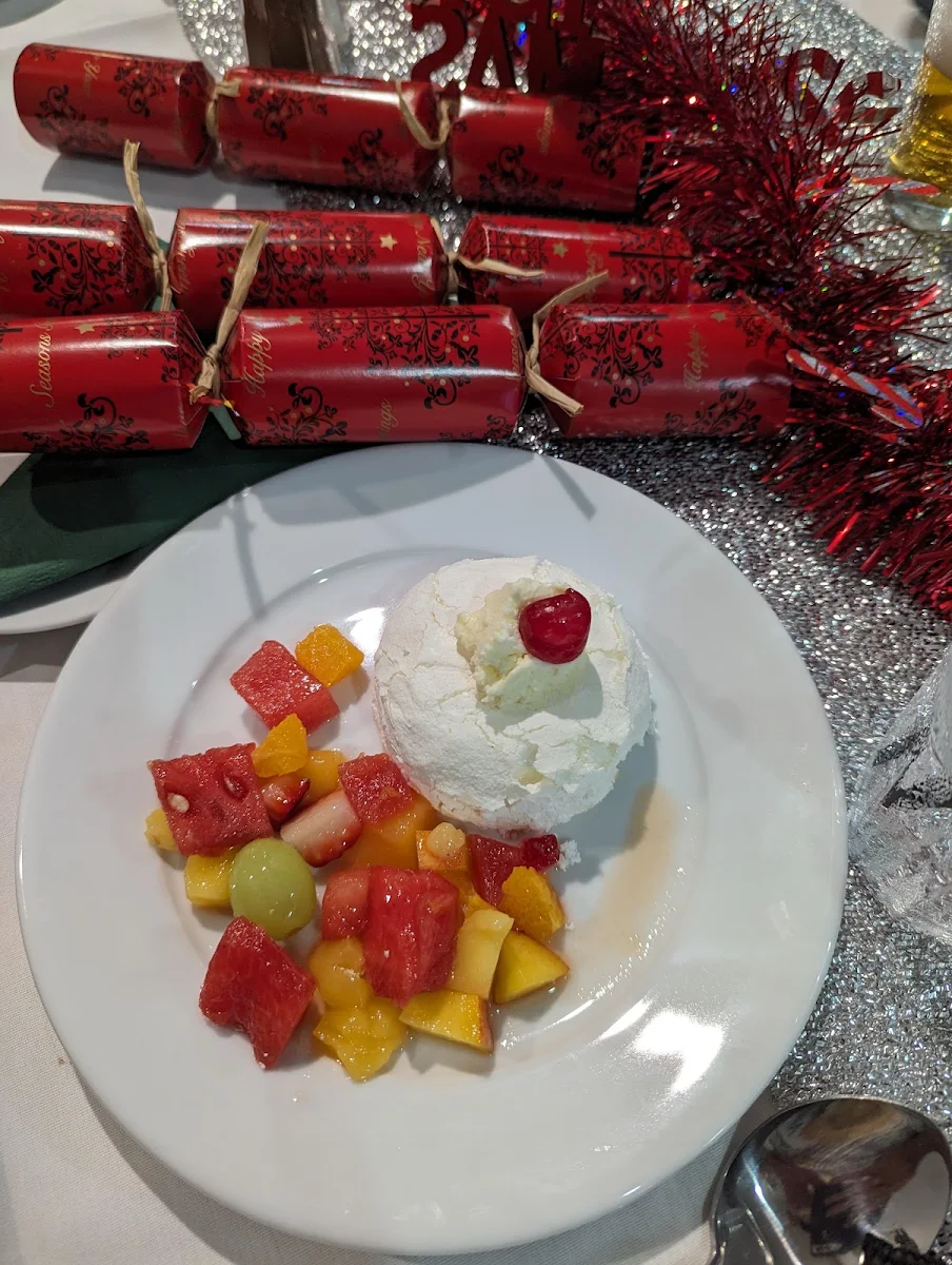 Fresh Fruit Salad & Mini Pavlova