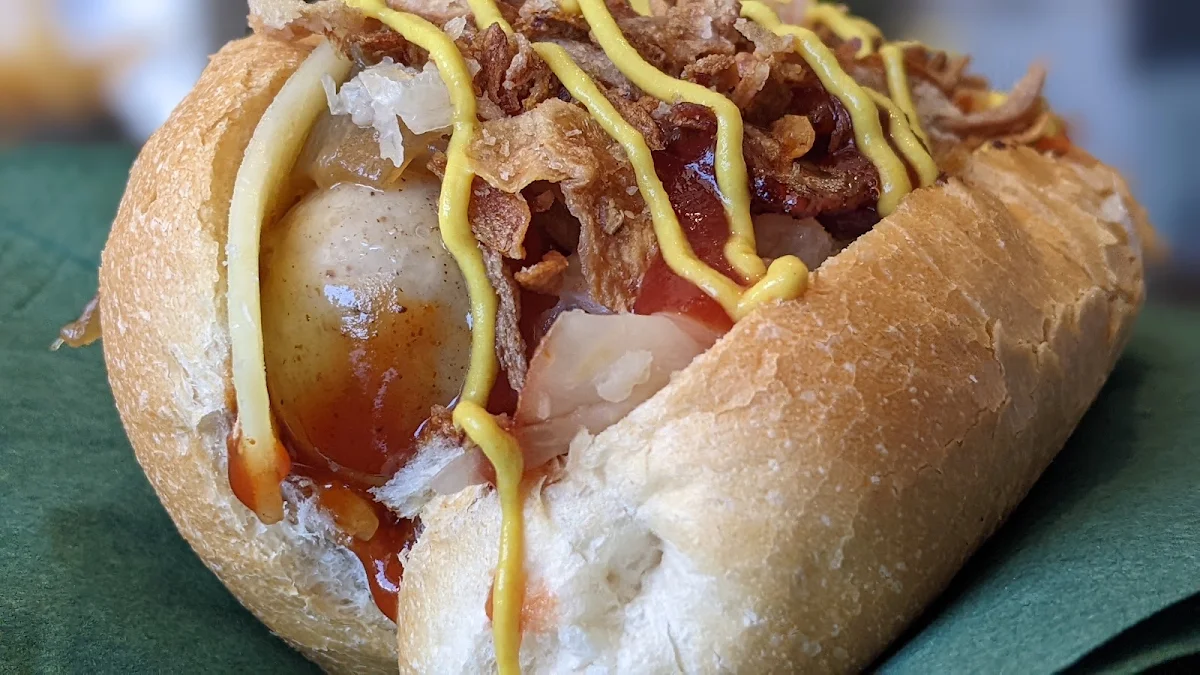 Highlights, Run Amuk Hotdogs