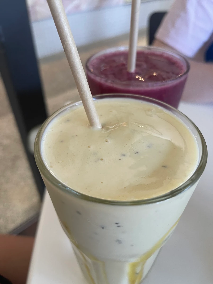 Smoothies, Zamia Cafe