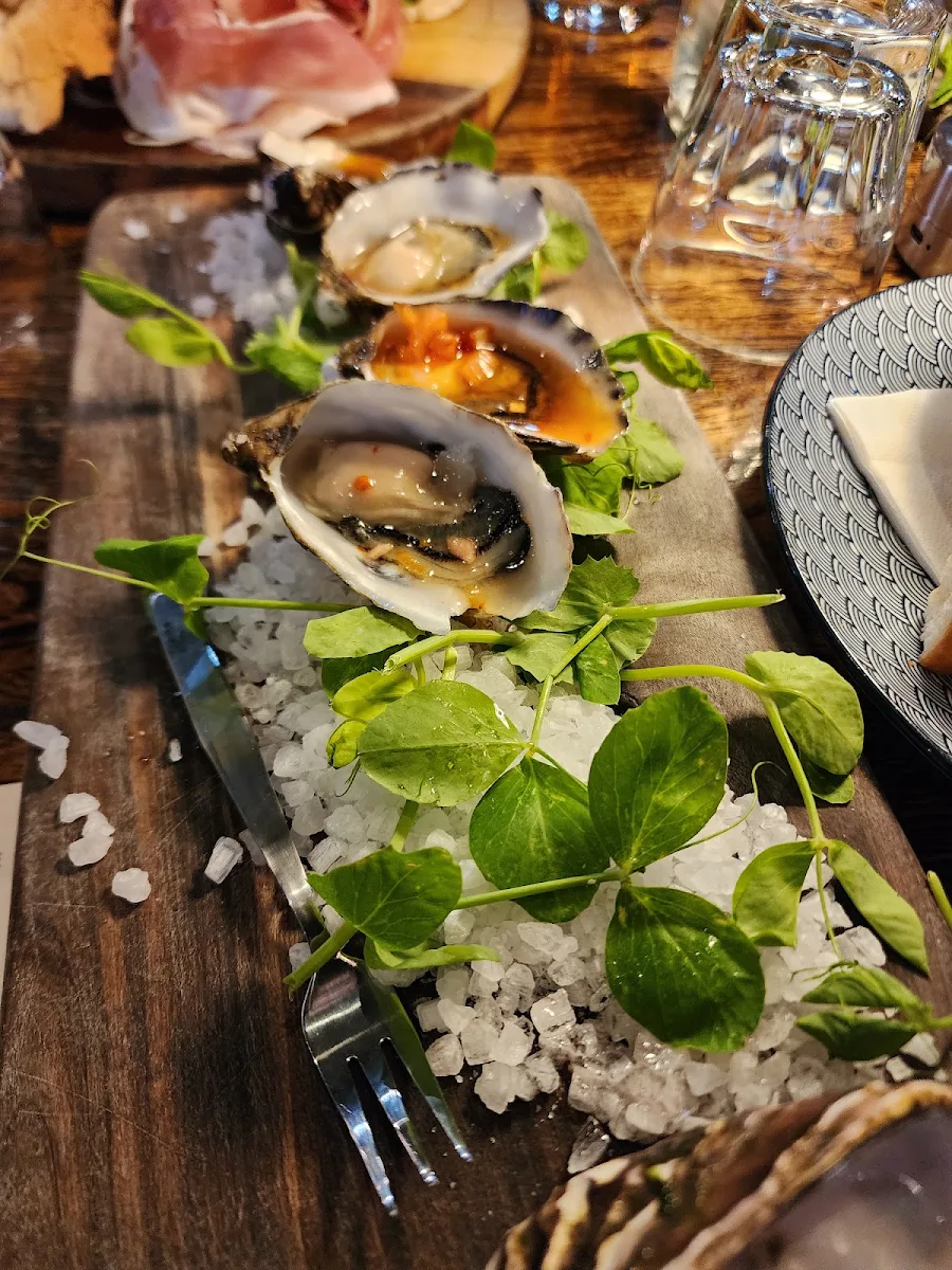 Oysters, Boatshed Restaurant