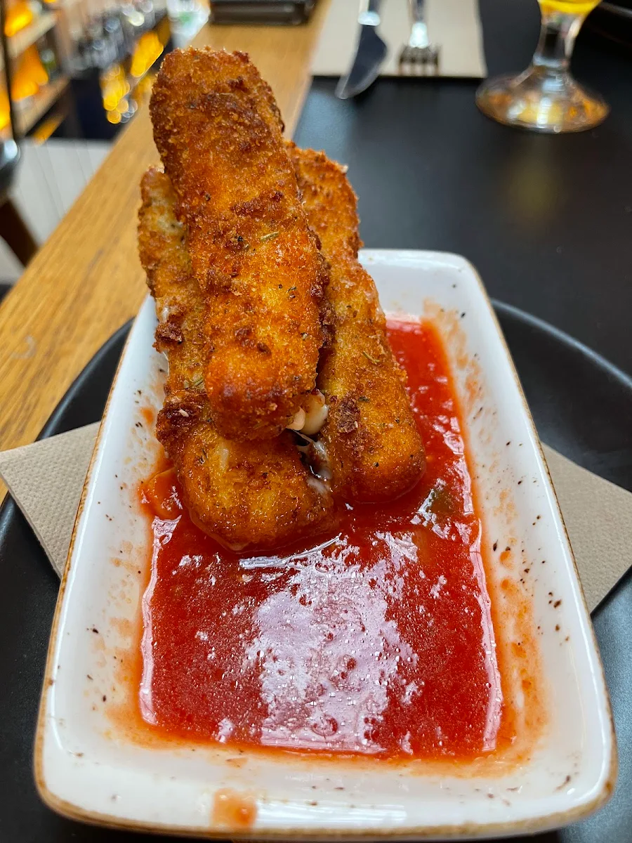Mozzarella Sticks, Piccolino Restaurant