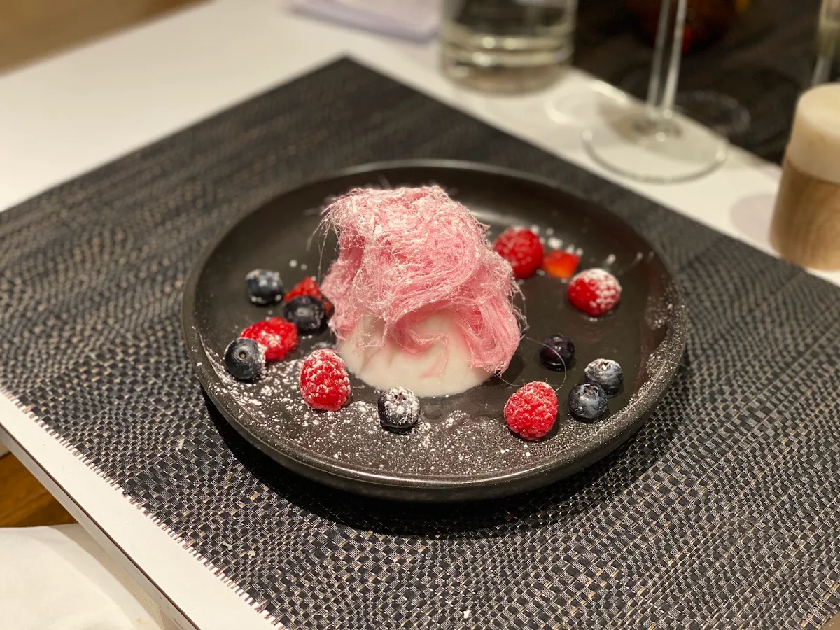 Highlights, Bistro Sydney