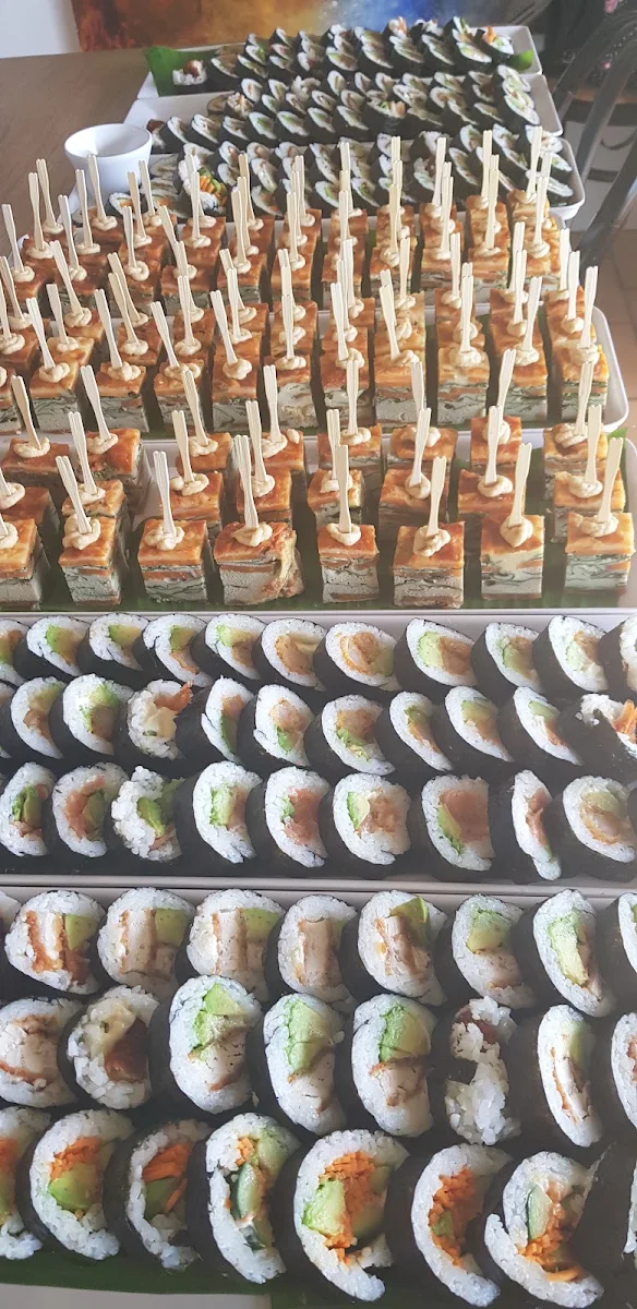 Highlights, Sushi momo