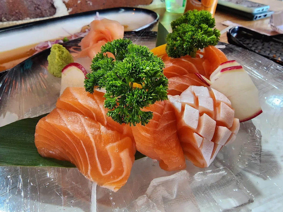 Sushi & Sashimi