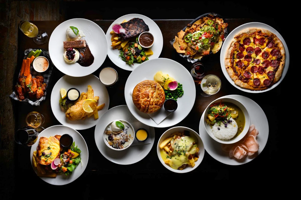 Highlights, The One Mile Woolloongabba (Sports Bar & Restaurant)