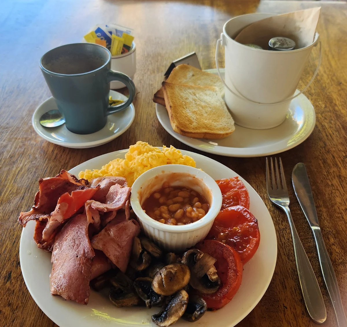 Big Breakfast, Heritage Pies & Pastries