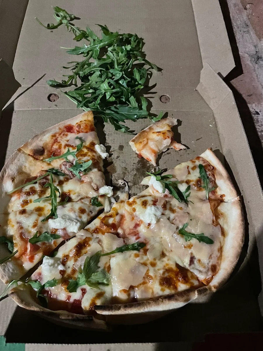 Highlights, The Tower Of Pizza