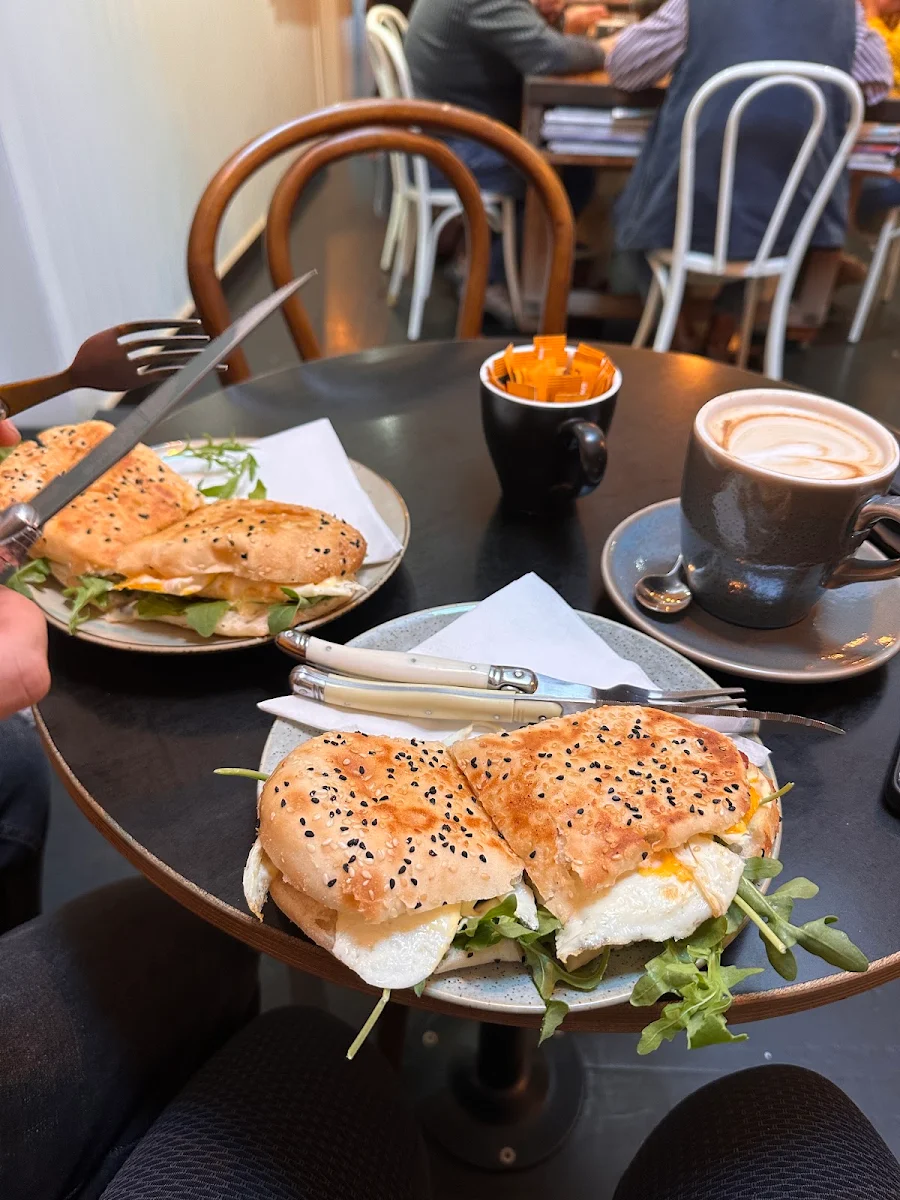 Highlights, Ma Belle’s Cafe