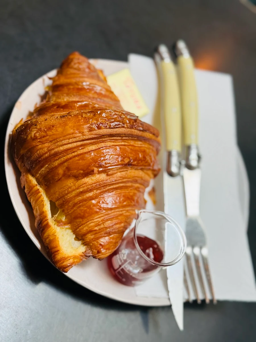 Highlights, Ma Belle’s Cafe
