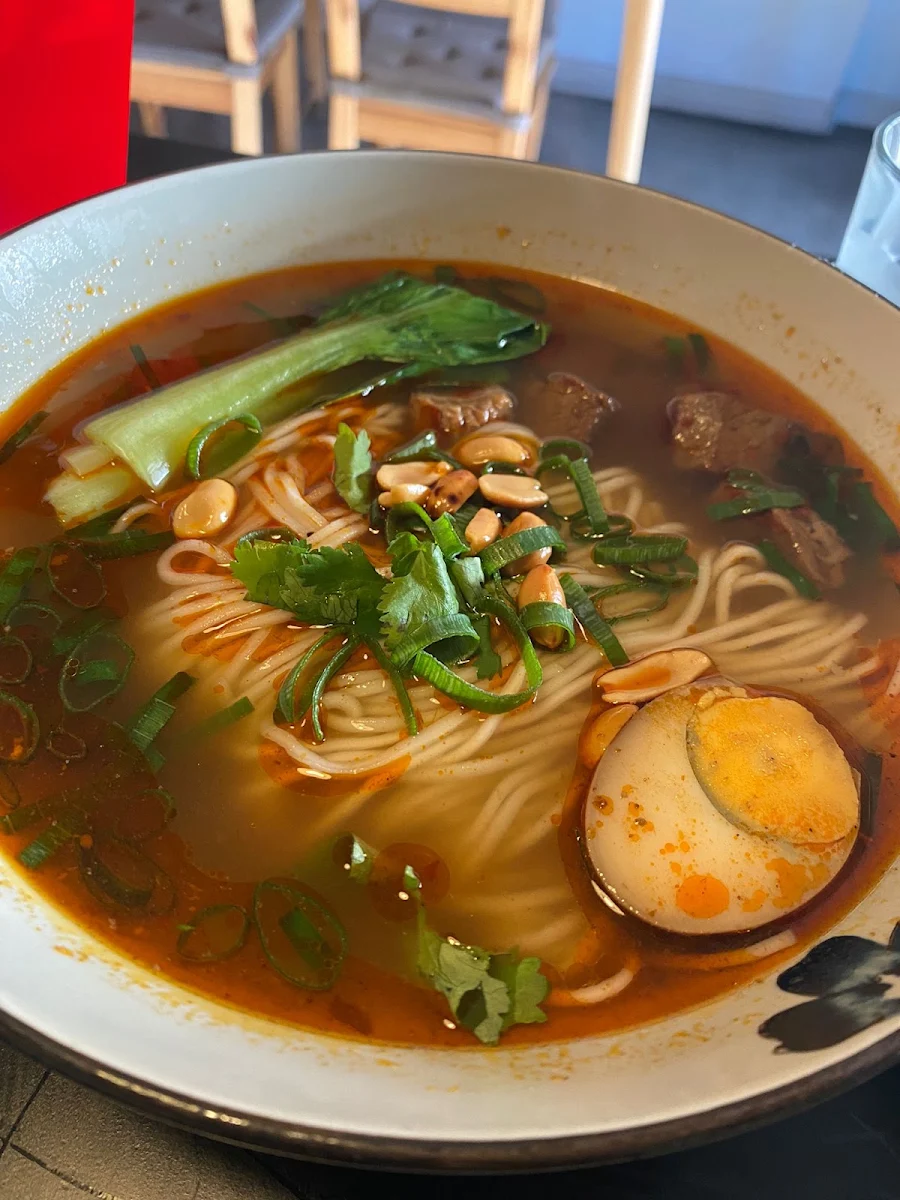 Beef Broth Noodle Soup, Naka Noodle