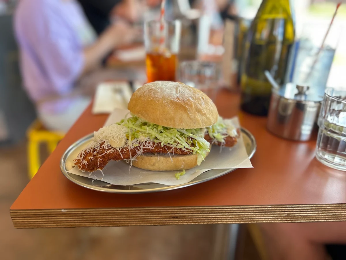 Chicken Caesar, Skinnys Eatery