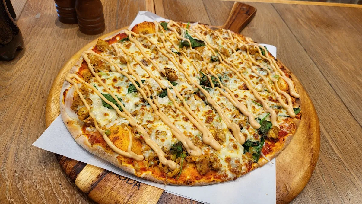 Highlights, Crown Manoosh & Pizza