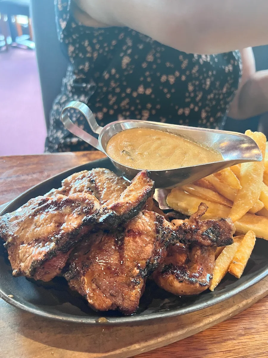 Lamb Chops, Squires Loft Albert Park
