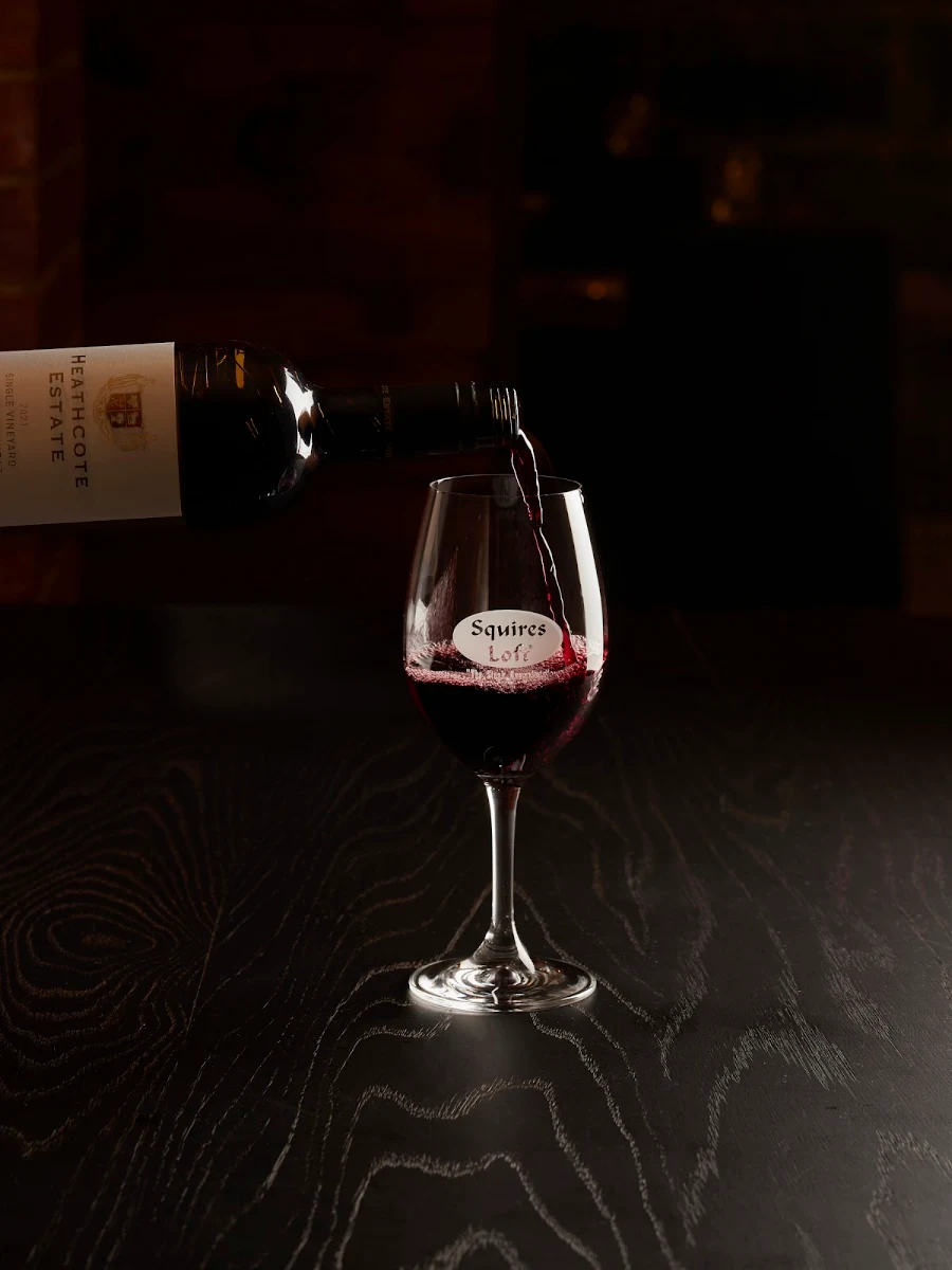 Wine, Squires Loft Albert Park