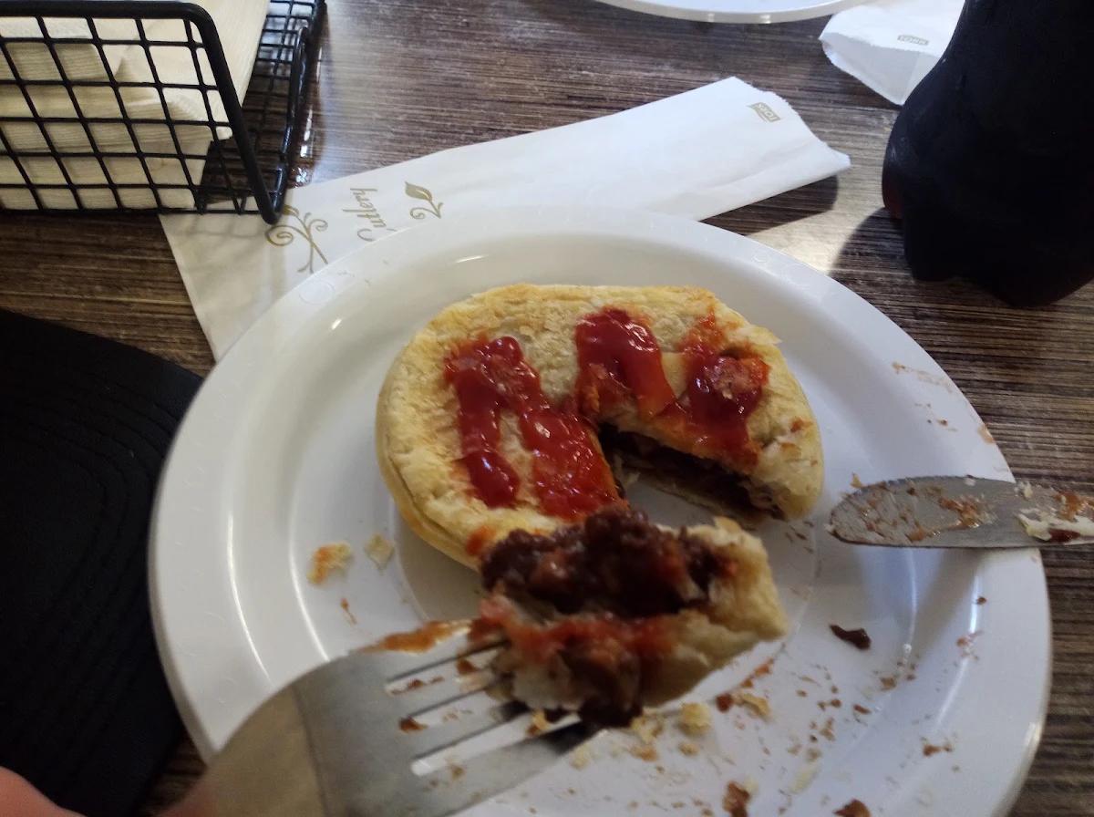 Super Pie, McCue's Bakery