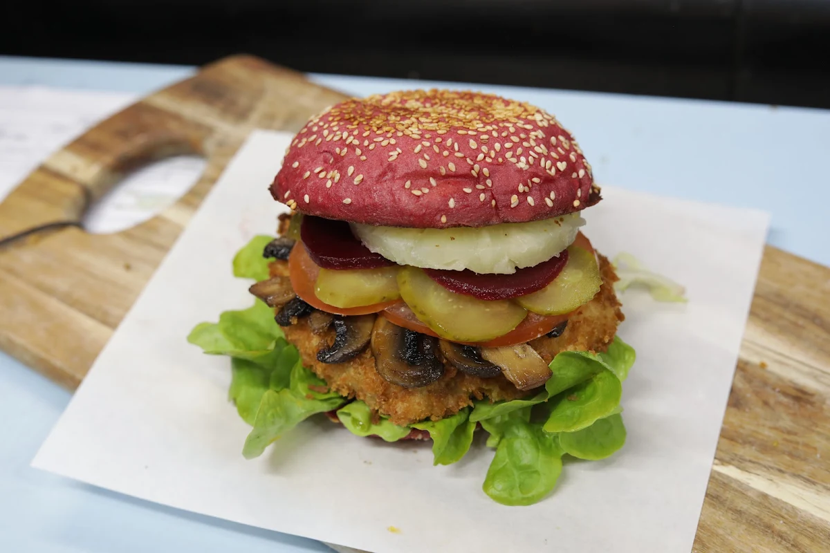 Highlights, Mount Martha Gourmet Burgers (Cafe 85 Percent)