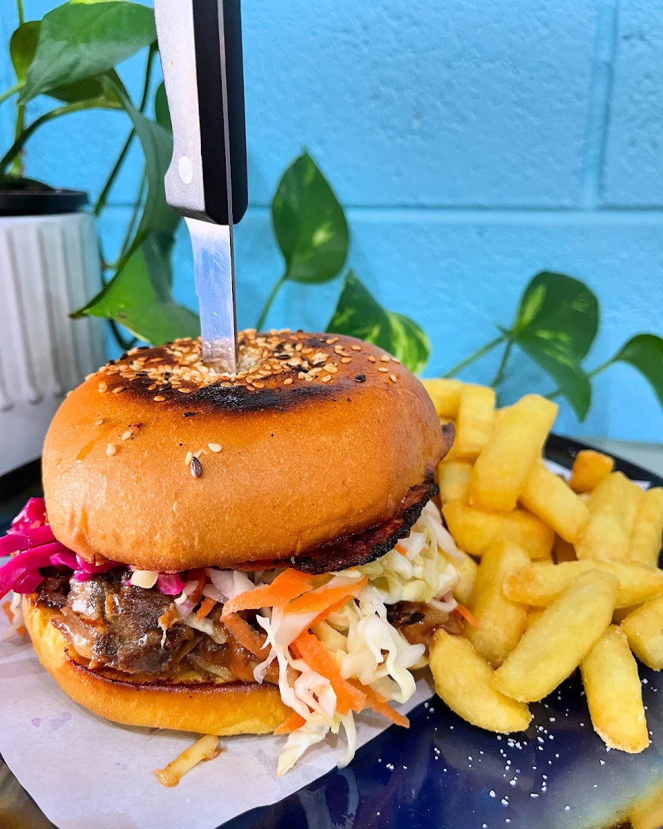 Highlights, Mount Martha Gourmet Burgers (Cafe 85 Percent)