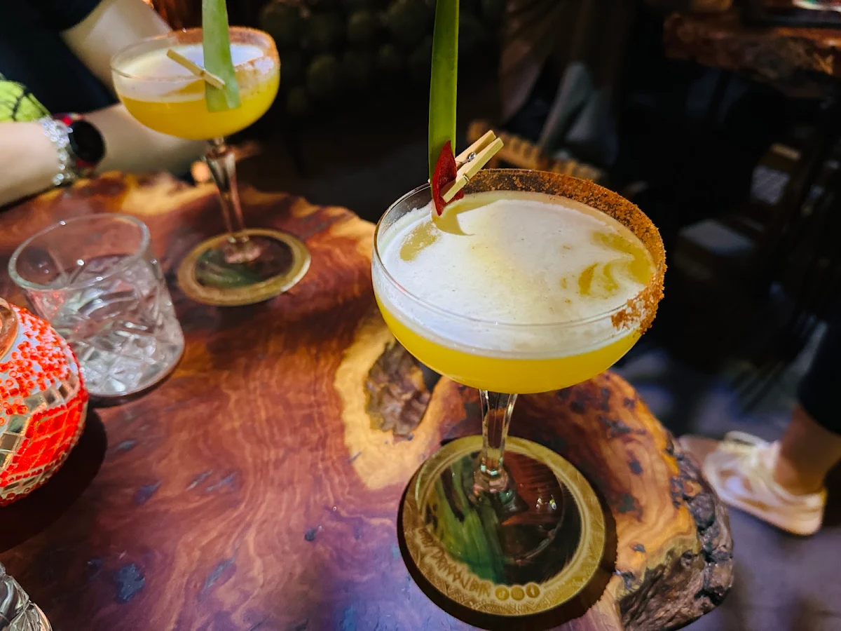 Cocktails, Baby Dragon Bar