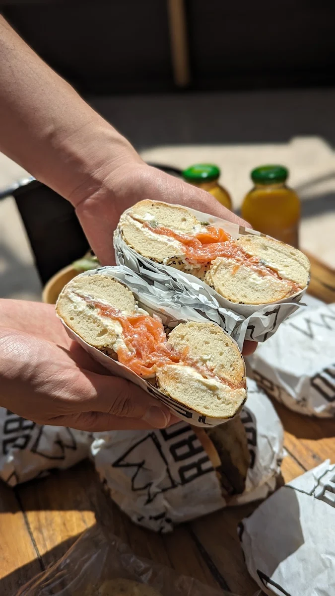 Highlights, Brooklyn Bridge Deli