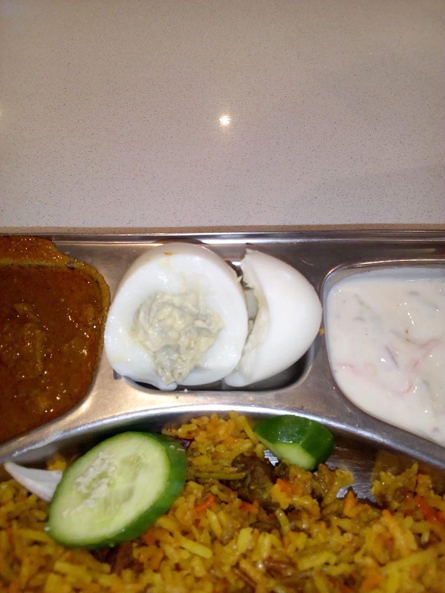 Egg, Vel Restaurant & Cafe
