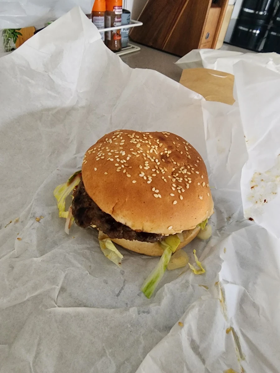 Highlights, Jimmy's Corner Takeaway