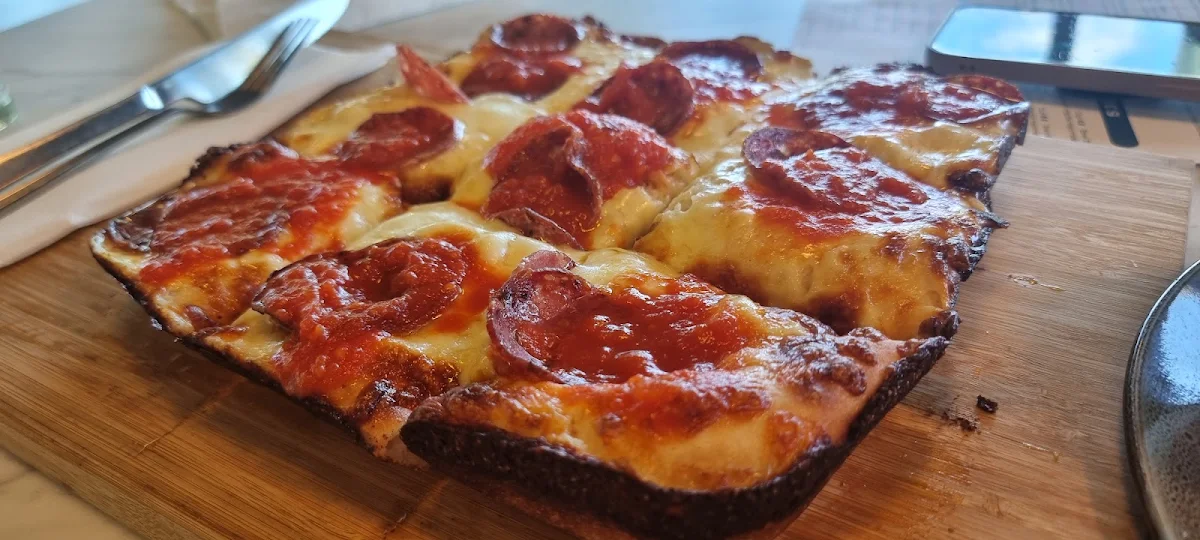 Detroit Style Pizza