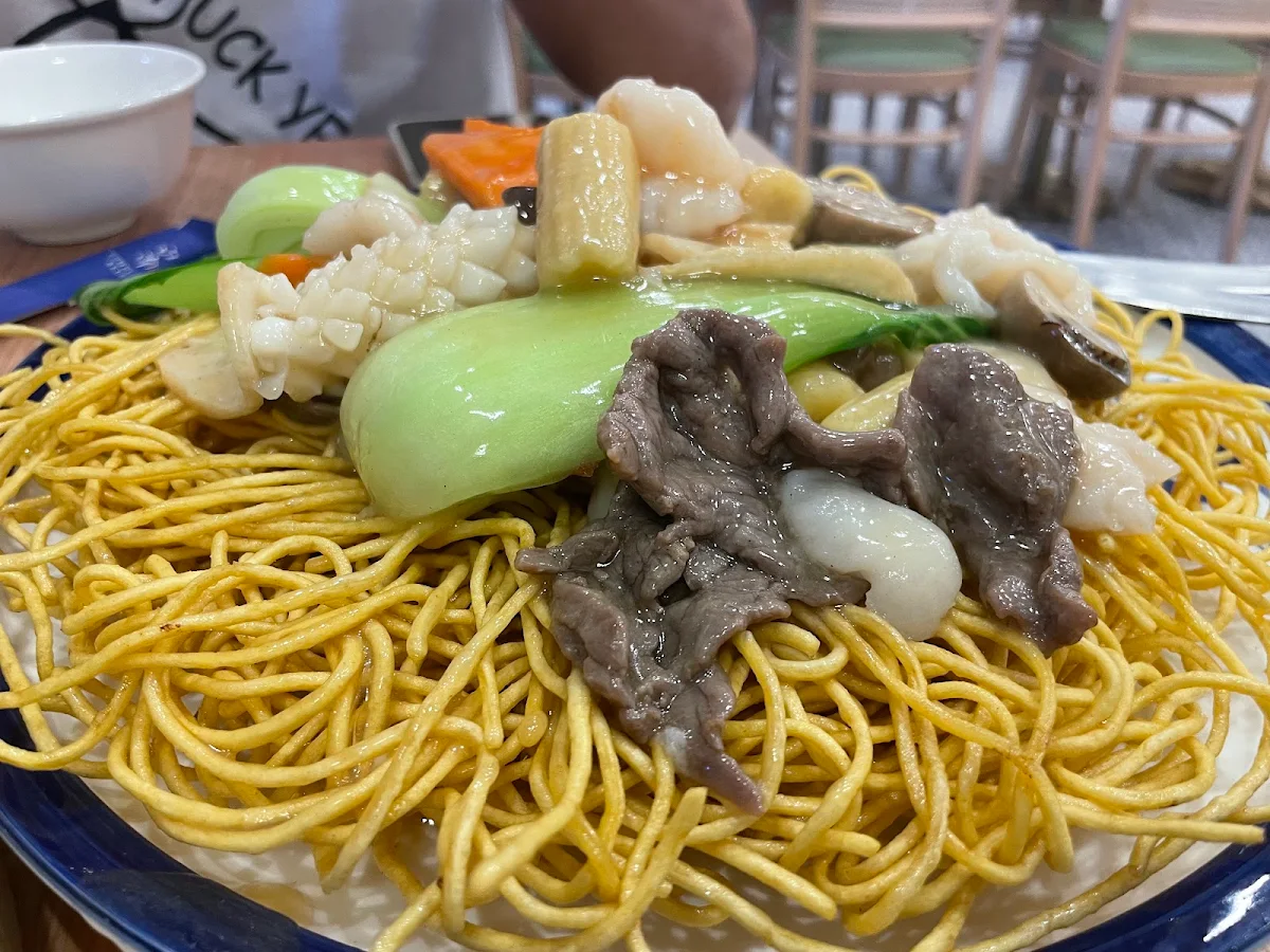 Crispy Noodles, Dumpling Alley Northland