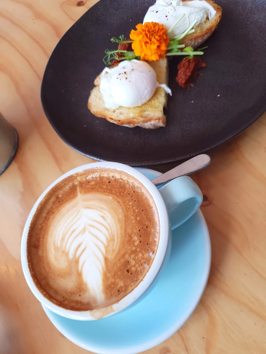 Flat White, Paper Avenue Cafe