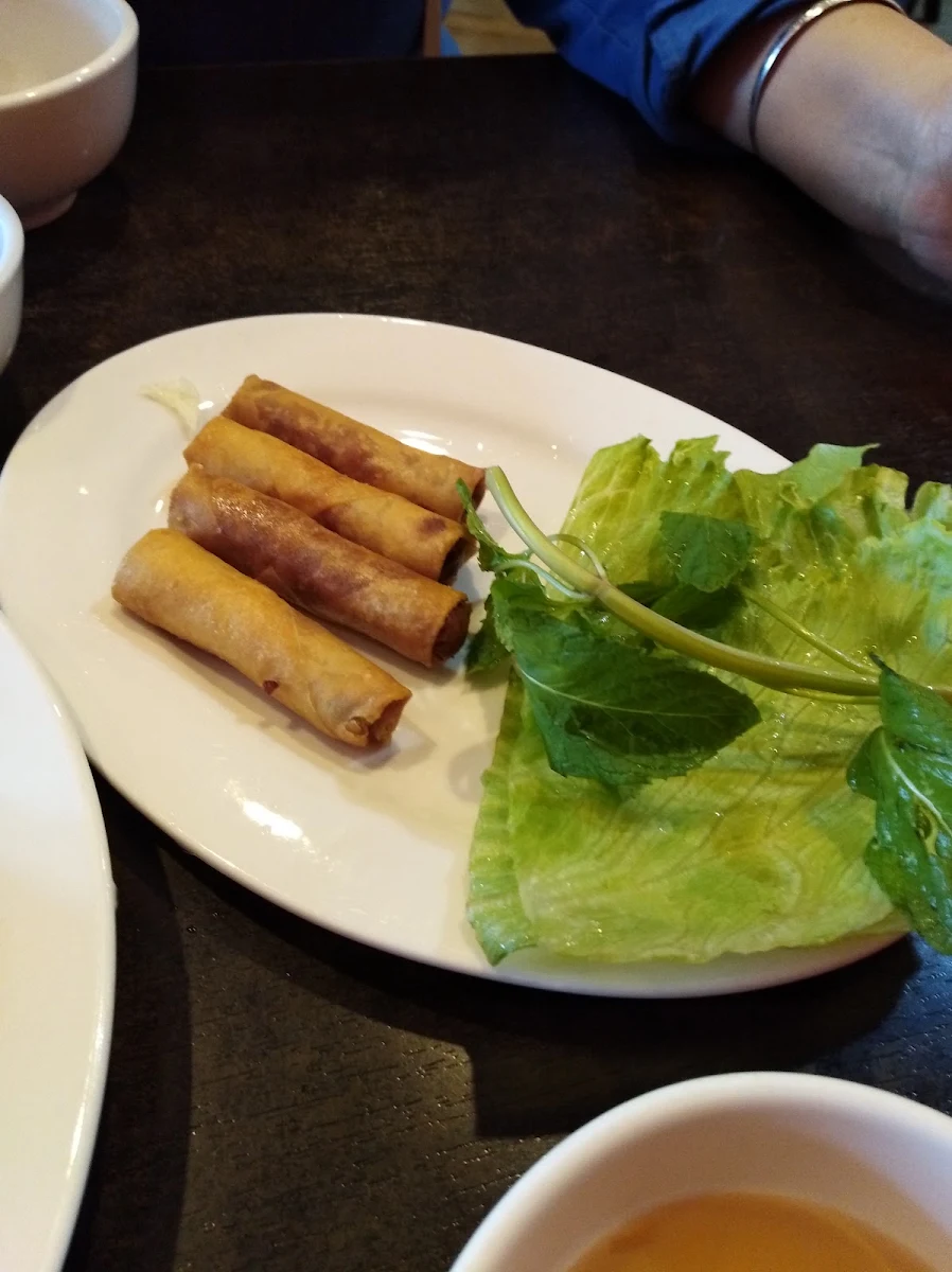 Springrolls, Pho Minh Long