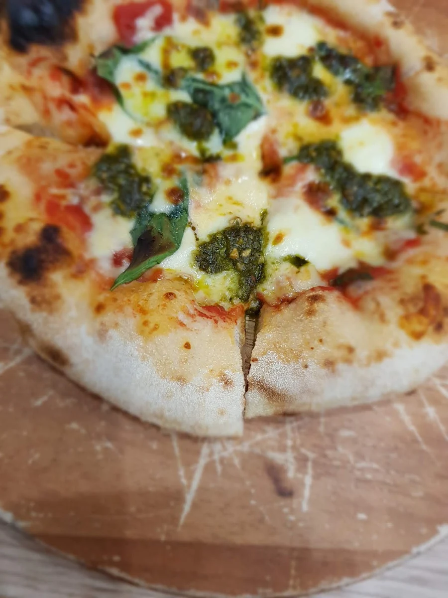 Pizza, Angliss Restaurant
