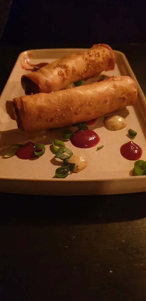 Cheeseburger Spring Rolls, Talk To Me