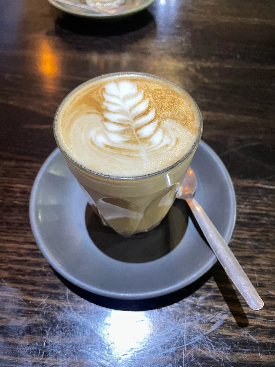Coffee, Bullrun café